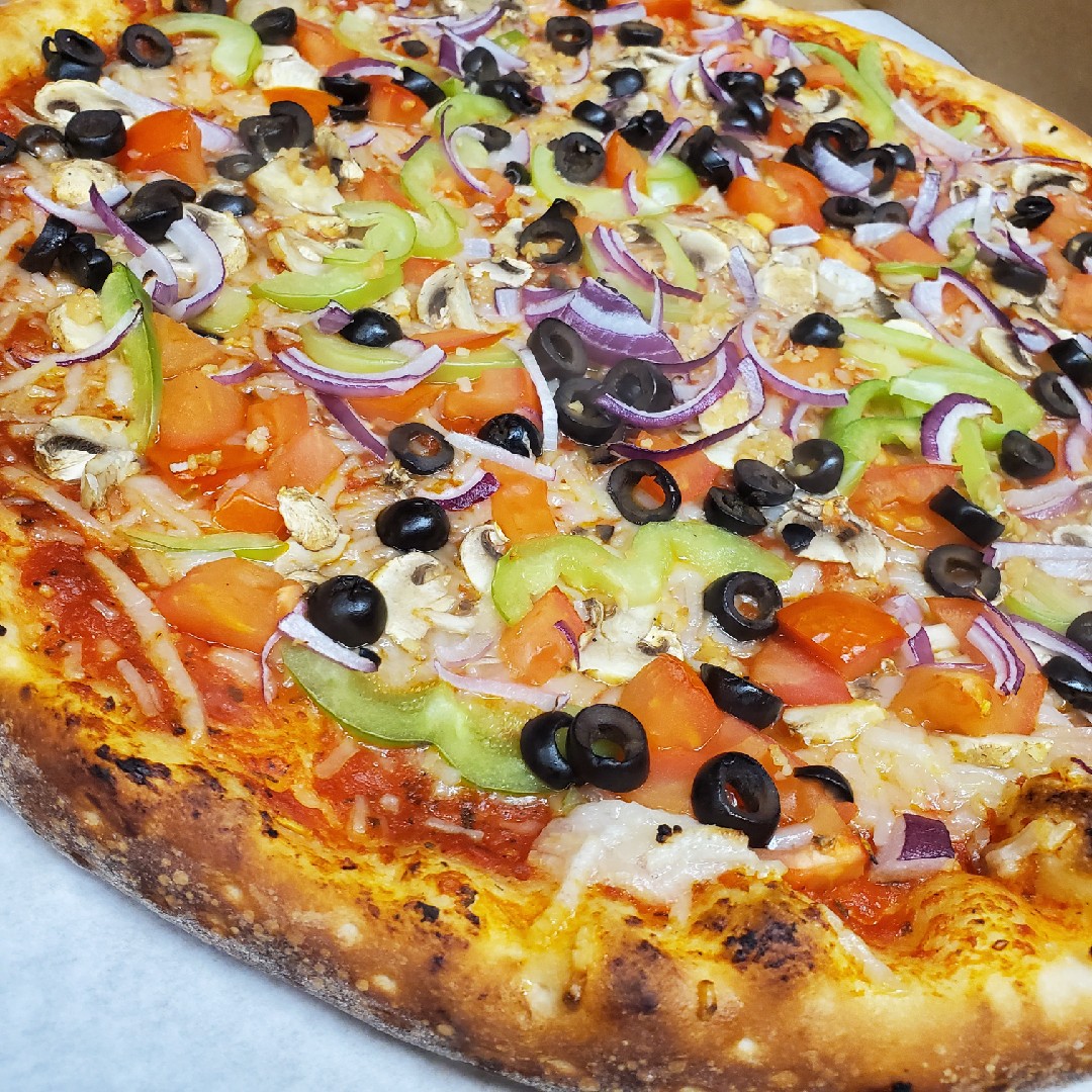 Order 10” Vegan Vegetarian Pizza food online from Ove Pizzeria store, Studio City on bringmethat.com