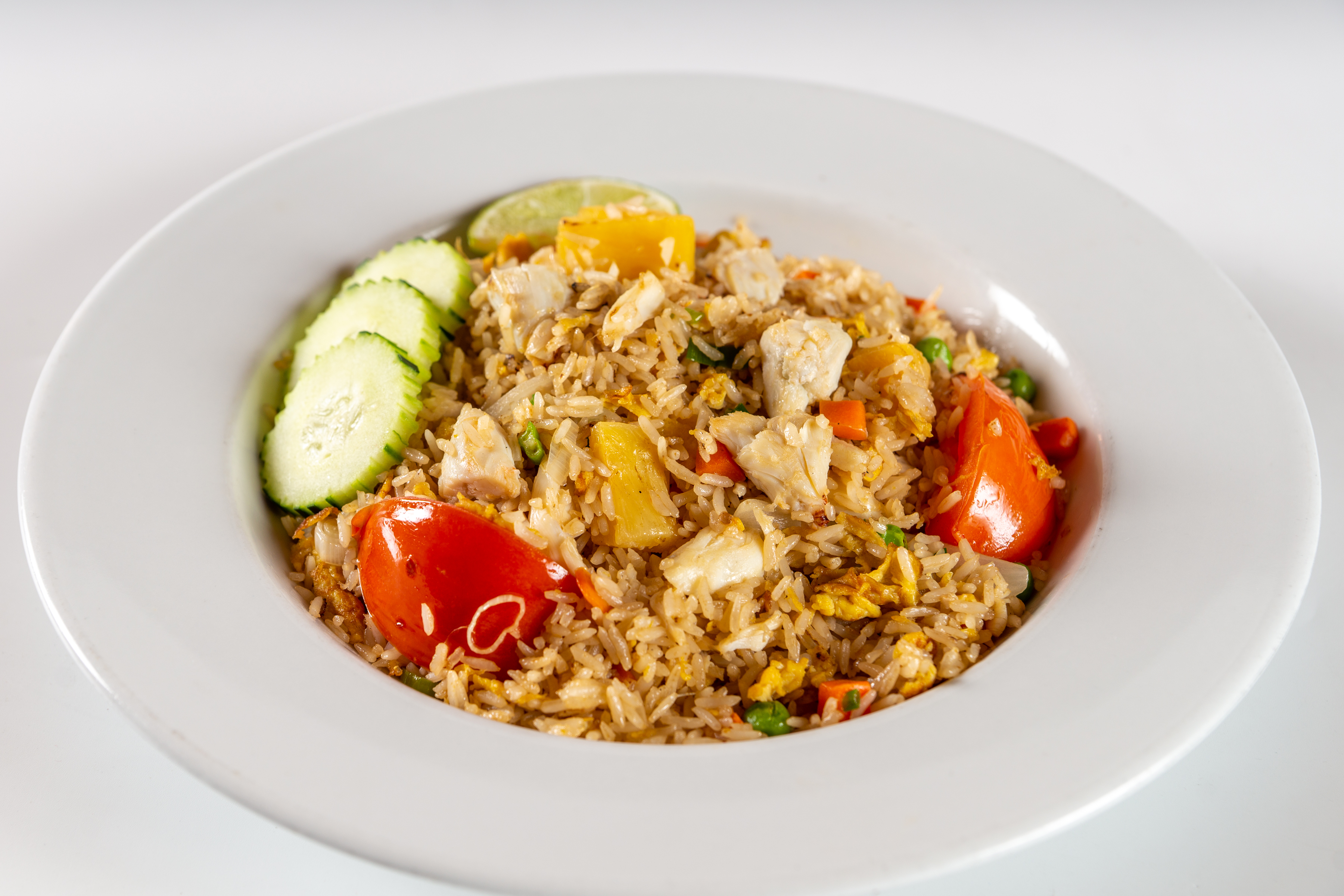 Order Crab Fried Rice food online from Natalee Thai store, Los Angeles on bringmethat.com