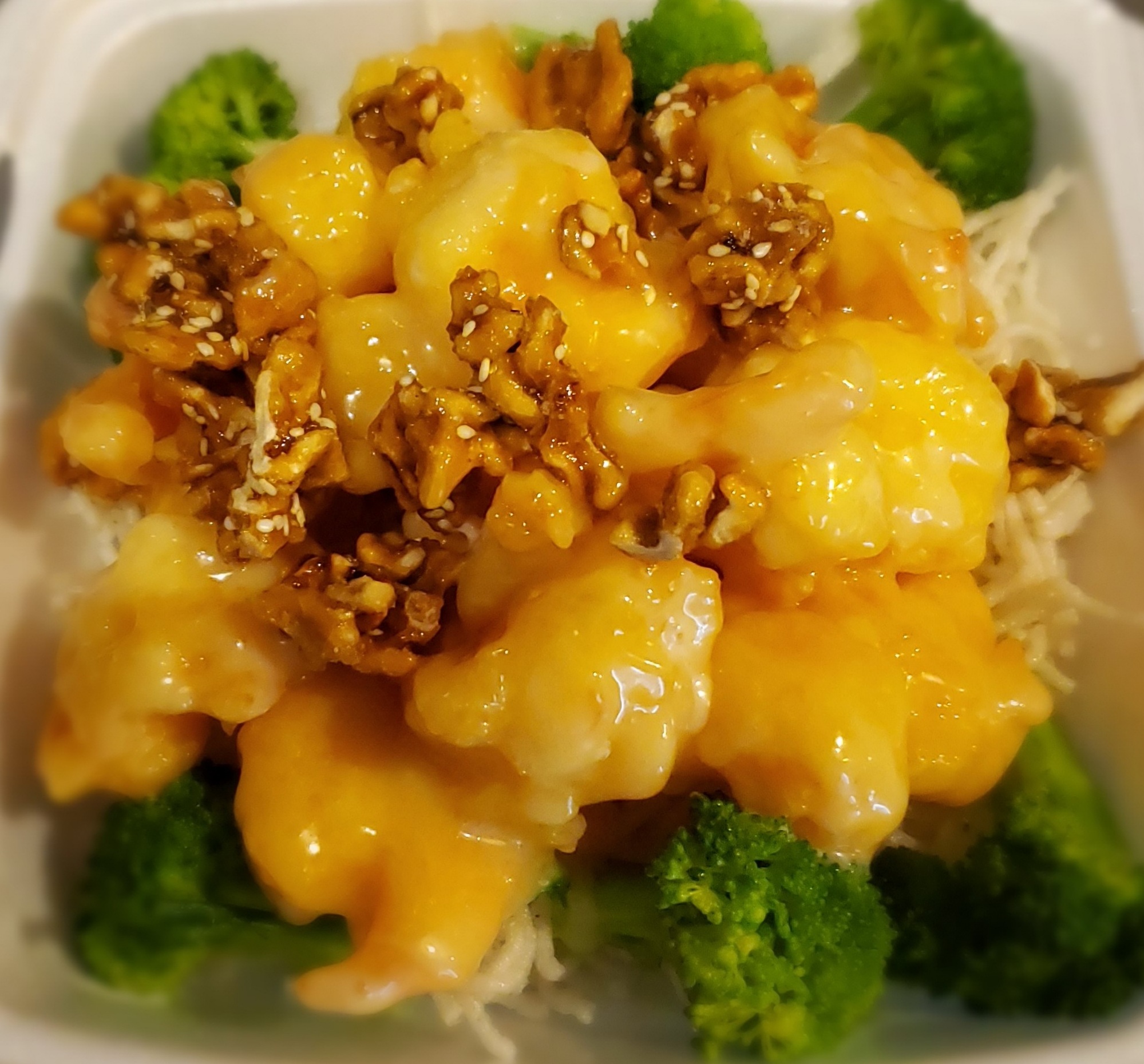 Order Prawns with Honey Glazed Walnut 合桃虾 food online from Canton Phoenix store, Portland on bringmethat.com