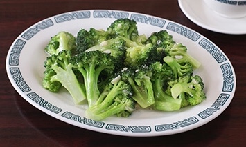 Order J3. Garlic Broccoli food online from Wok Shop Cafe store, San Francisco on bringmethat.com