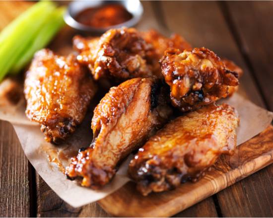 Order BBQ Chicken Wings food online from Charlie Chicken Wings store, Nashville-Davidson on bringmethat.com