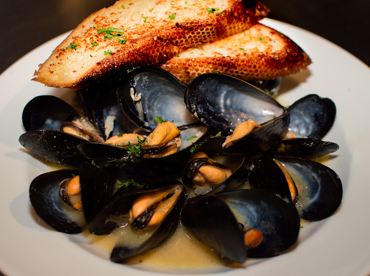 Order Steamed Mussels food online from Sears Fine Food store, San Francisco on bringmethat.com