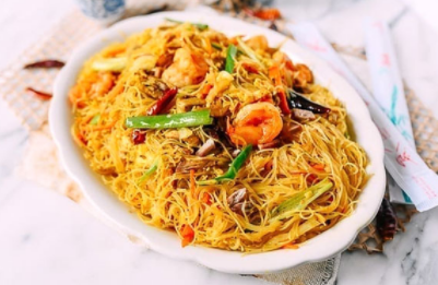 Order 153. Cantonese Style Pan Fried Noodles food online from Dim Sum store, Brick Township on bringmethat.com