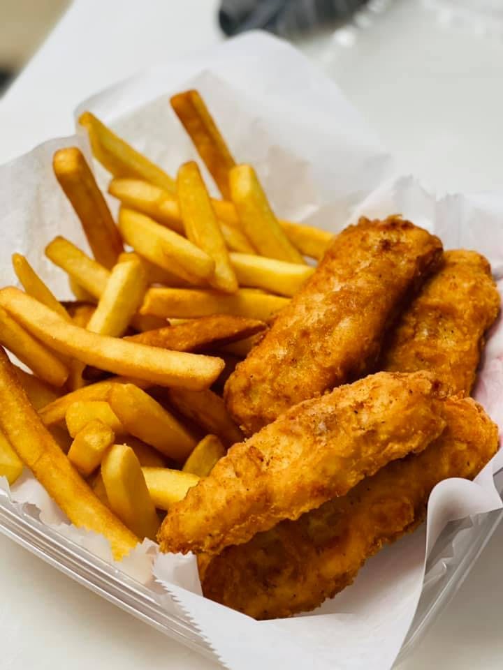 Order Chicken Wings - 12 Pieces food online from Vito Pizza store, Mechanicsburg on bringmethat.com