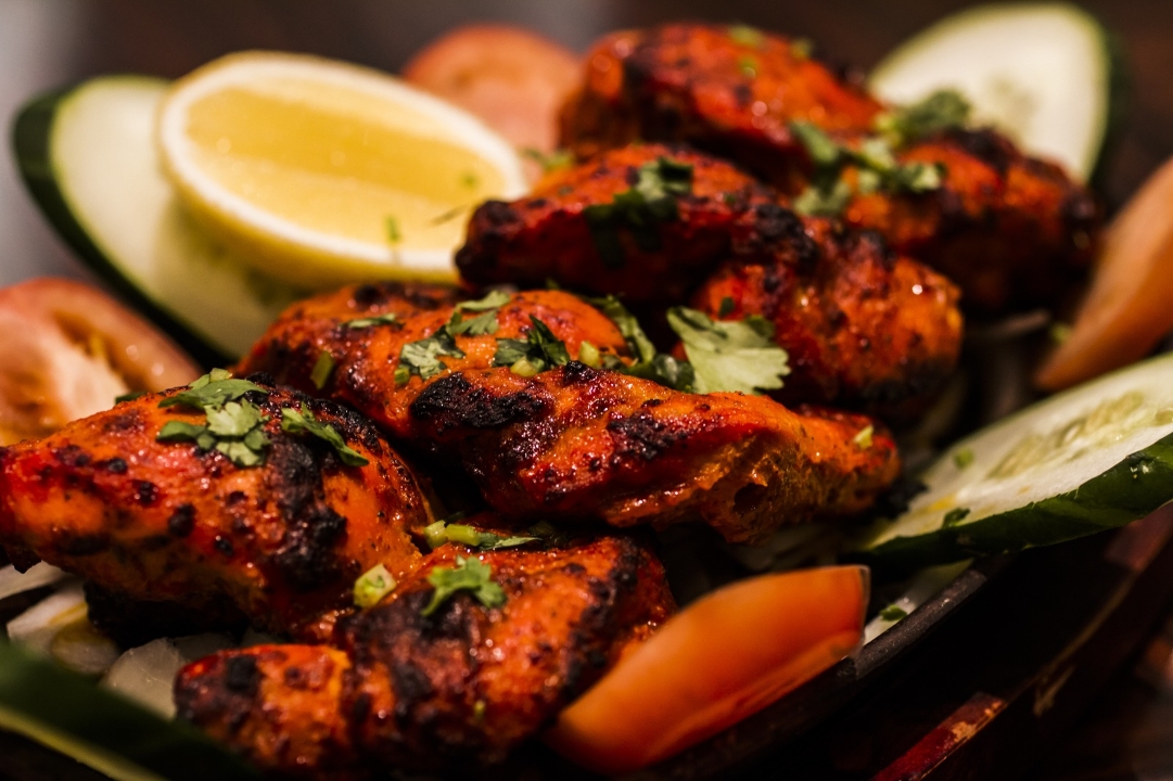 Order Tandoori Chicken Tikka (GF) food online from Lime & Lemon Indian Grill store, Durham on bringmethat.com