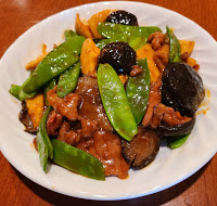 Order Beef with Black Mushroom & Chinese Peas food online from Lakeview Garden Restaurant store, Westlake Village on bringmethat.com
