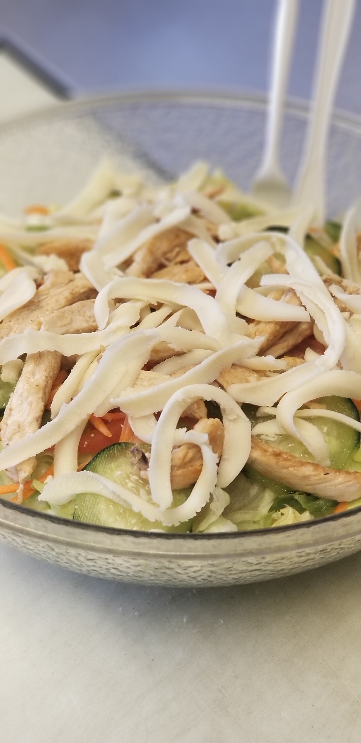 Order Grilled Chicken Salad food online from Slugger's Pizzeria store, Lancaster on bringmethat.com