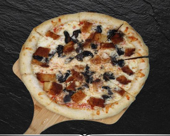 Order Chicken Pizza  food online from Roma Restaurant & Pizzeria store, Clifton on bringmethat.com