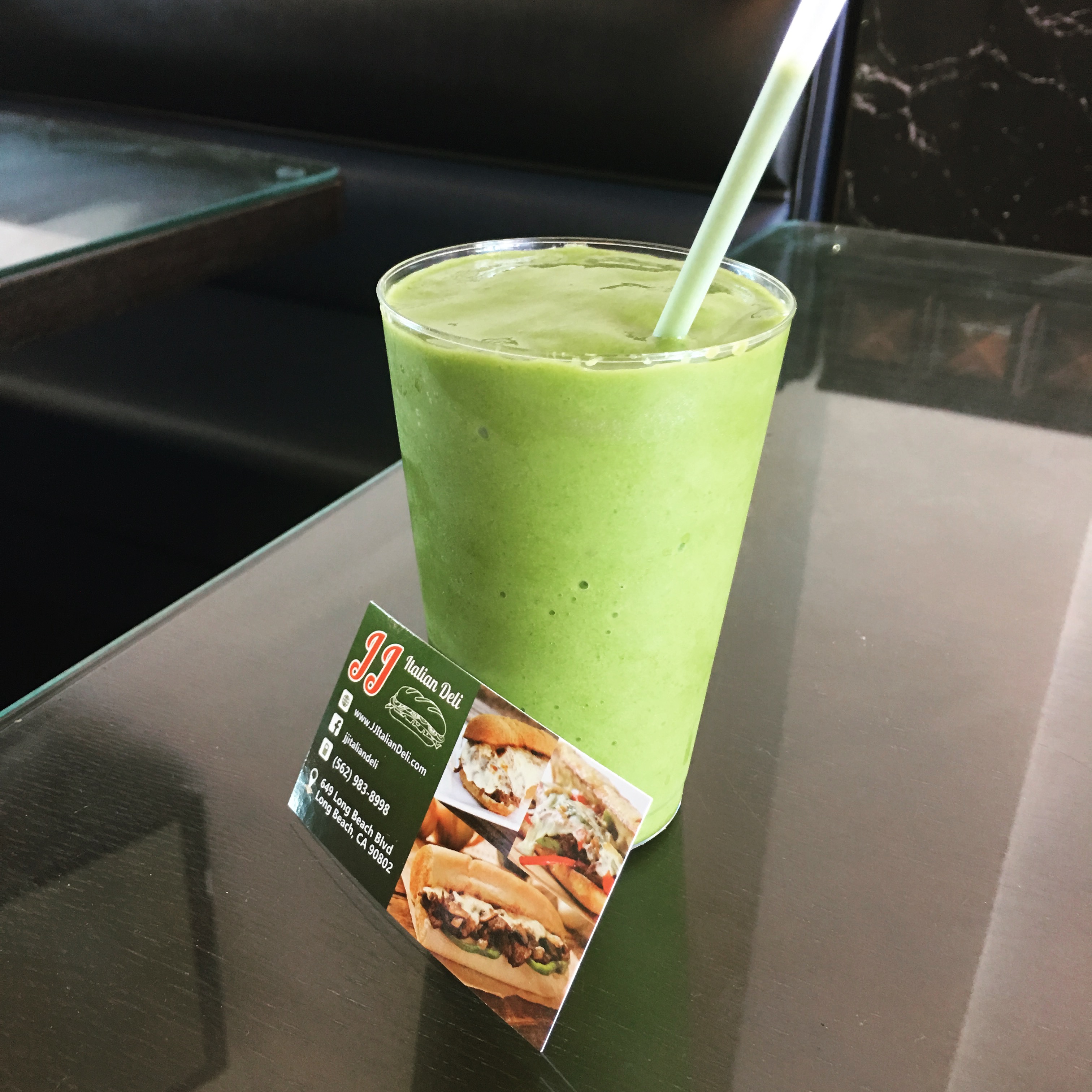 Order 4. Green Smoothie food online from Jj Italian Deli store, Long Beach on bringmethat.com