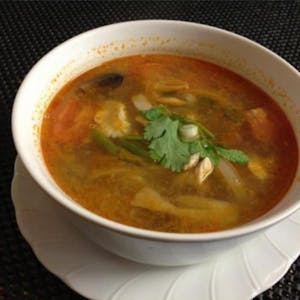 Order S14. Tom Yum Soup ต้มยําไก่หรอกุ้ง food online from Amazing Thai Cuisine store, Broken Arrow on bringmethat.com