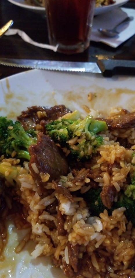 Order 28. Beef Fried Rice food online from 888 Chinese Restaurant store, Baytown on bringmethat.com