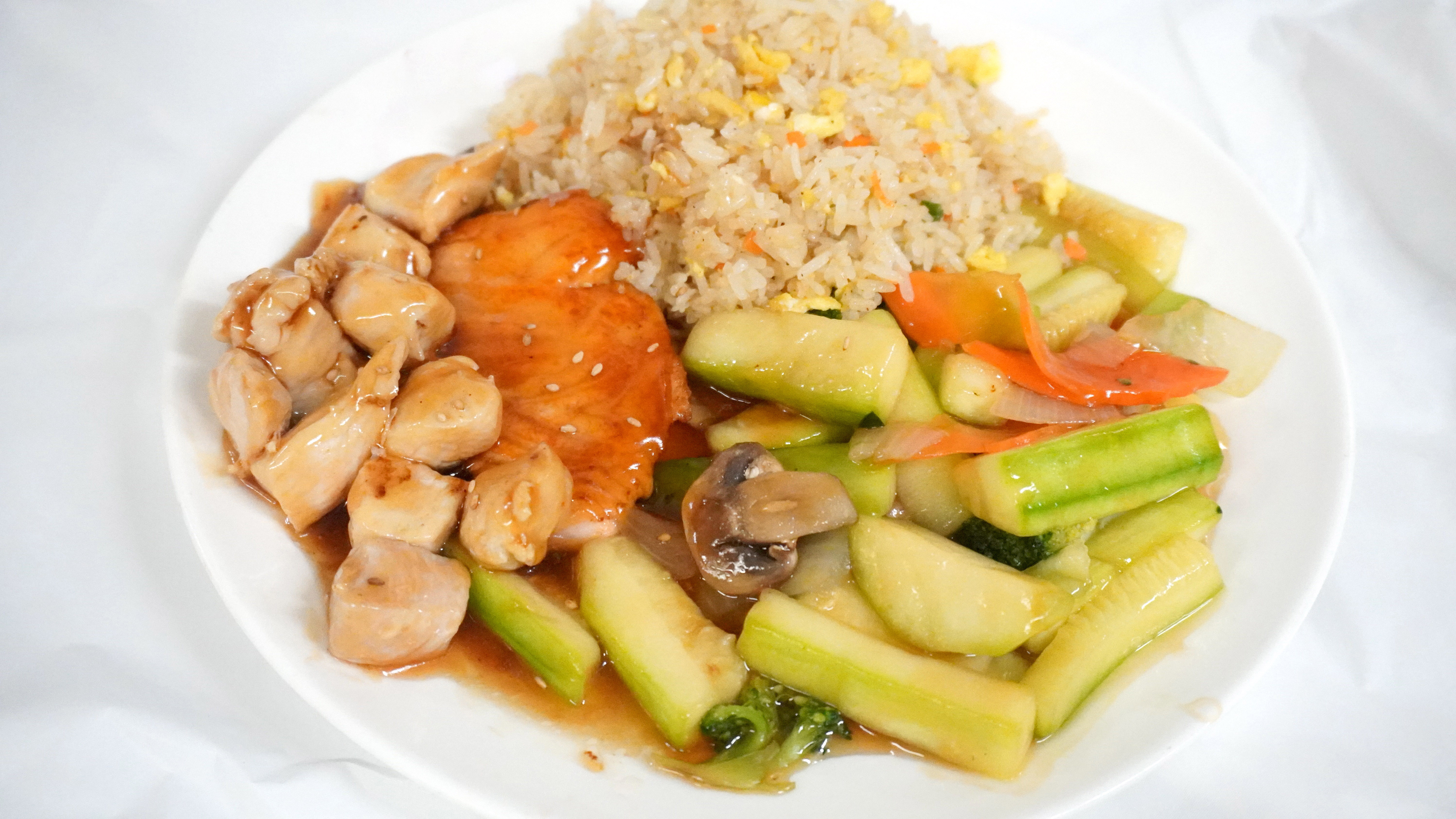 Order Hibachi Salmon and Chicken Lunch Special food online from Mizu Japanese Restaurant store, Niles on bringmethat.com
