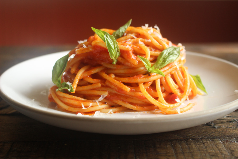 Order Family Size Spaghetti with Meat Sauce food online from Palermo Pizza store, El Monte on bringmethat.com