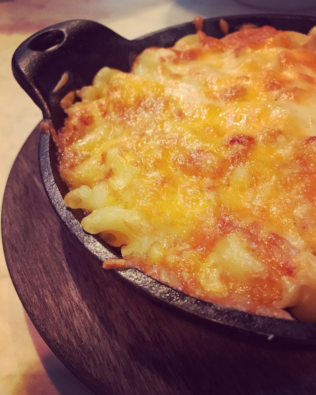 Order Mac & Cheese - Pasta food online from One80 Pizzeria store, Los Angeles on bringmethat.com