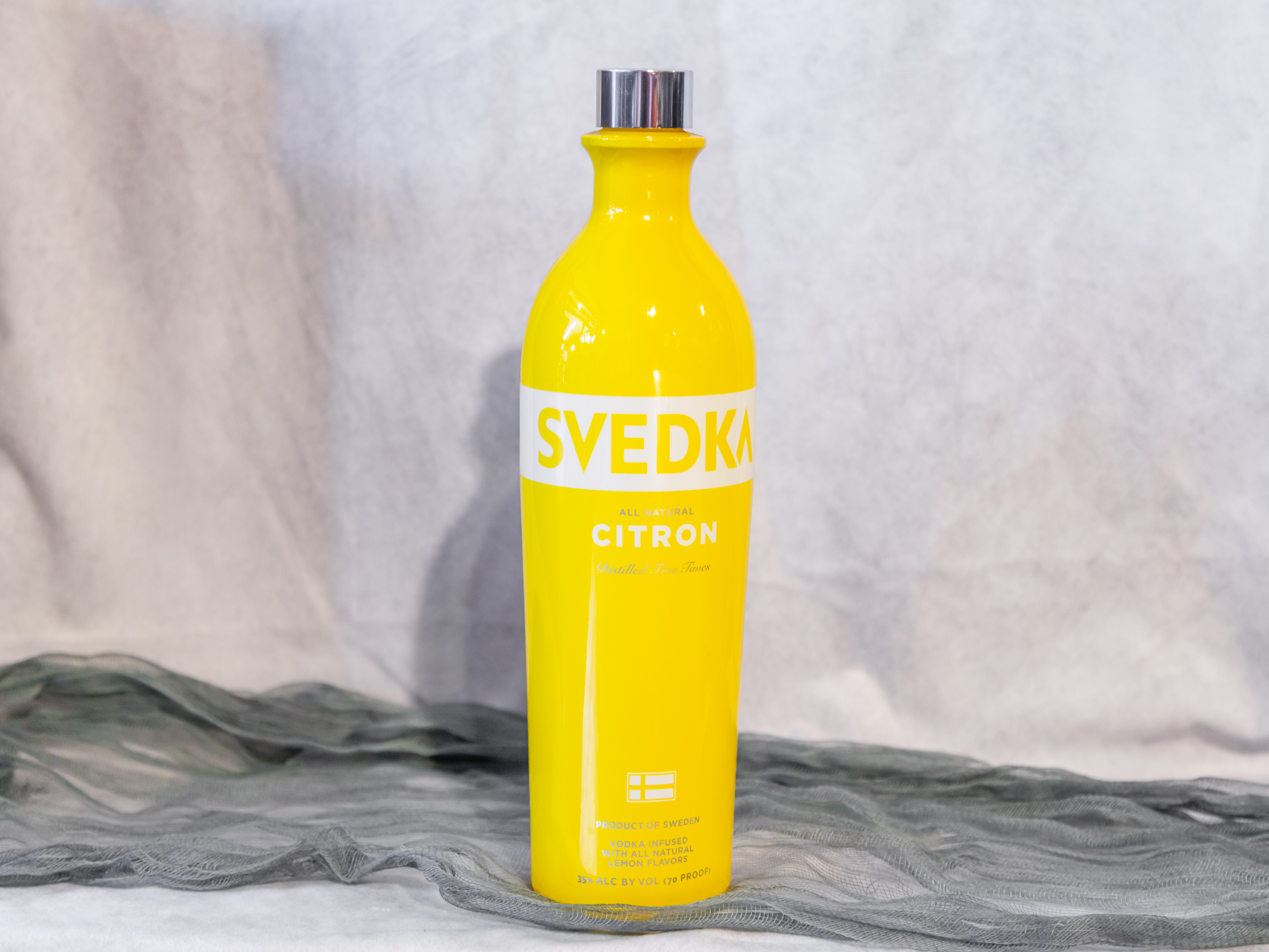 Order SVEDKA Citron Lemon Flavored Vodka food online from Alameda Cellars Wines And Liquors store, Alameda on bringmethat.com