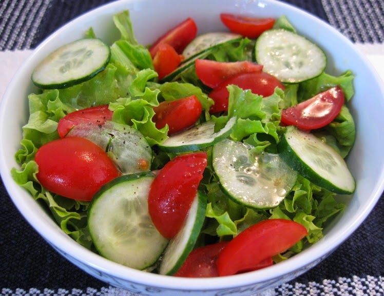 Order Green Salad food online from Casa Nova Grill store, Newark on bringmethat.com