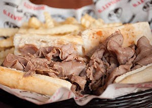 Order Italian Beef (610 Cal) food online from Rosati's Pizza store, Chicago on bringmethat.com