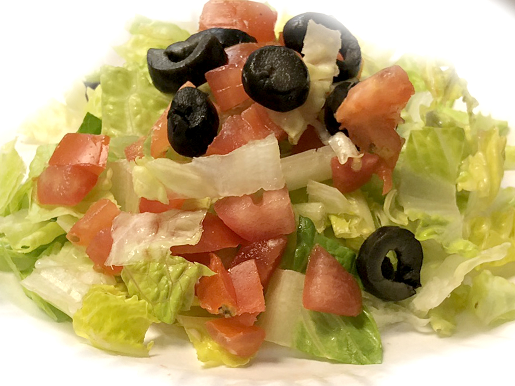 Order Small Side Green Salad food online from Pizza Man store, North Hollywood on bringmethat.com