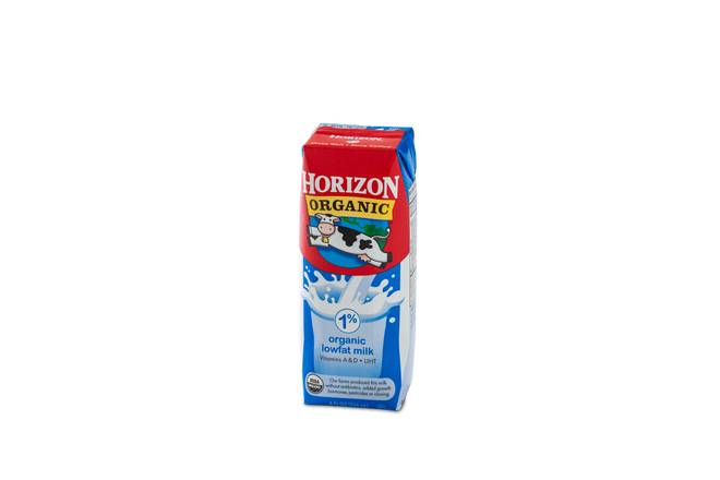 Order Organic Lowfat Milk food online from Noodles & Company store, Zanesville on bringmethat.com