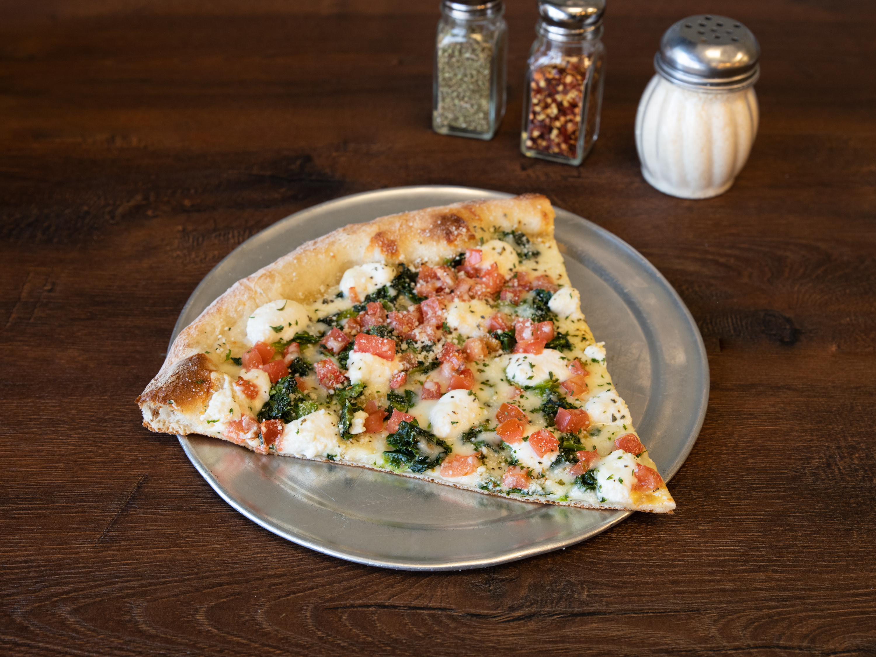 Order White Supreme Pizza food online from Italian Village Pizza store, Orlando on bringmethat.com