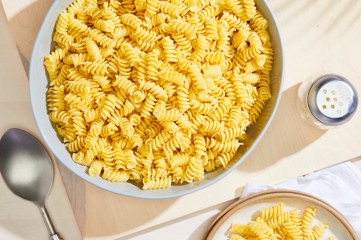 Order CATERING KIDS FUSILLI PASTA WITH OLIVE OIL food online from California Pizza Kitchen store, Hollywood on bringmethat.com