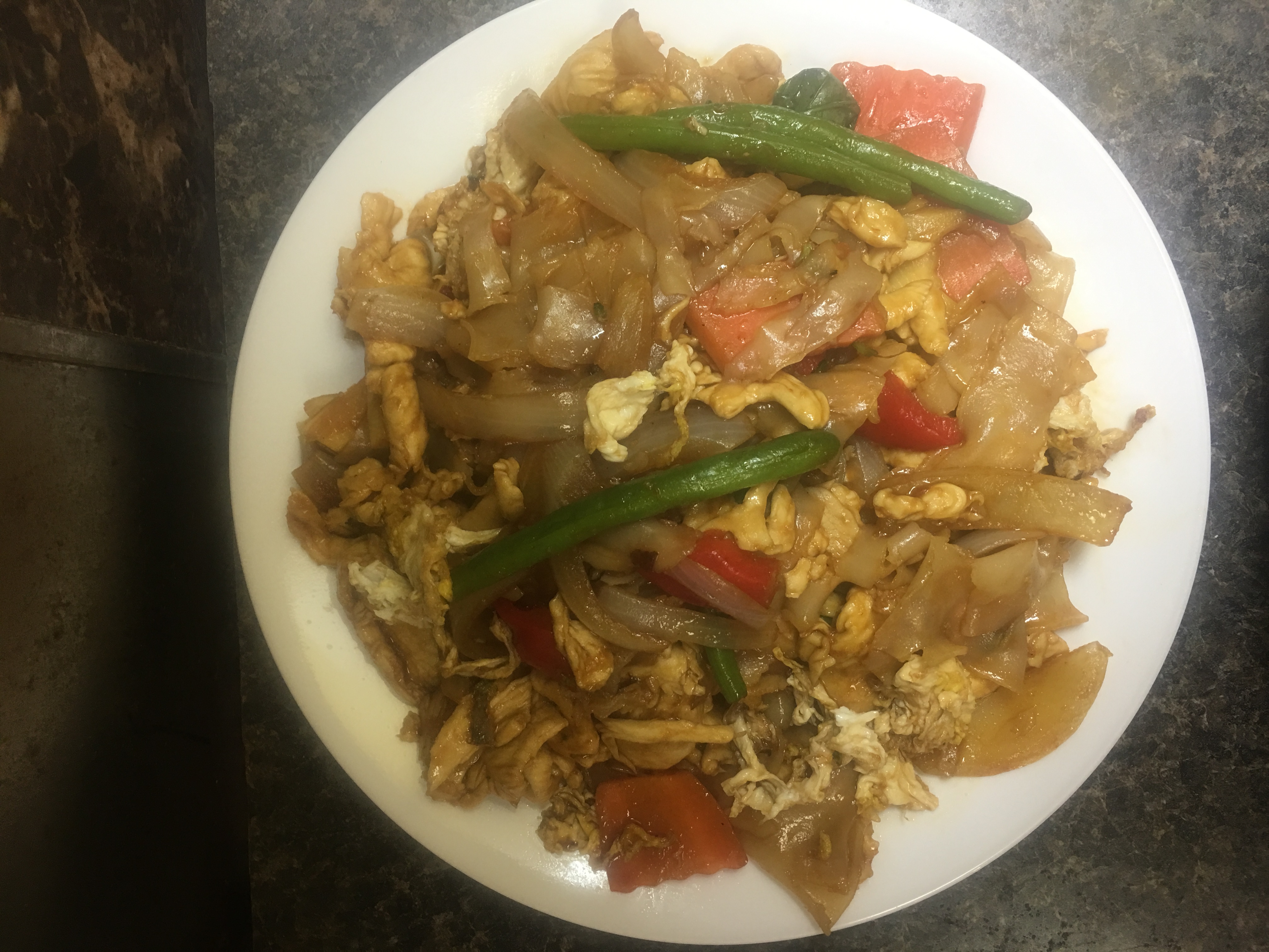 Order 15. Pad Kee Mao food online from Thai-Nese Fusion store, Lyndhurst on bringmethat.com
