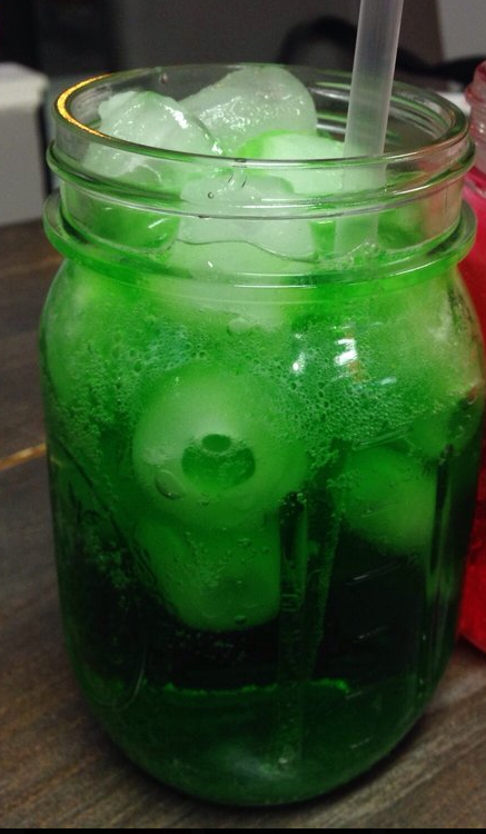 Order Green soda food online from Pikpon Thai store, Sicklerville on bringmethat.com