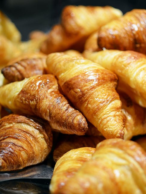Order Butter Croissant food online from Dogtown Coffee store, Santa Monica on bringmethat.com