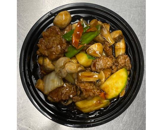 Order beef with mushrooms food online from Kung Food store, Houston on bringmethat.com