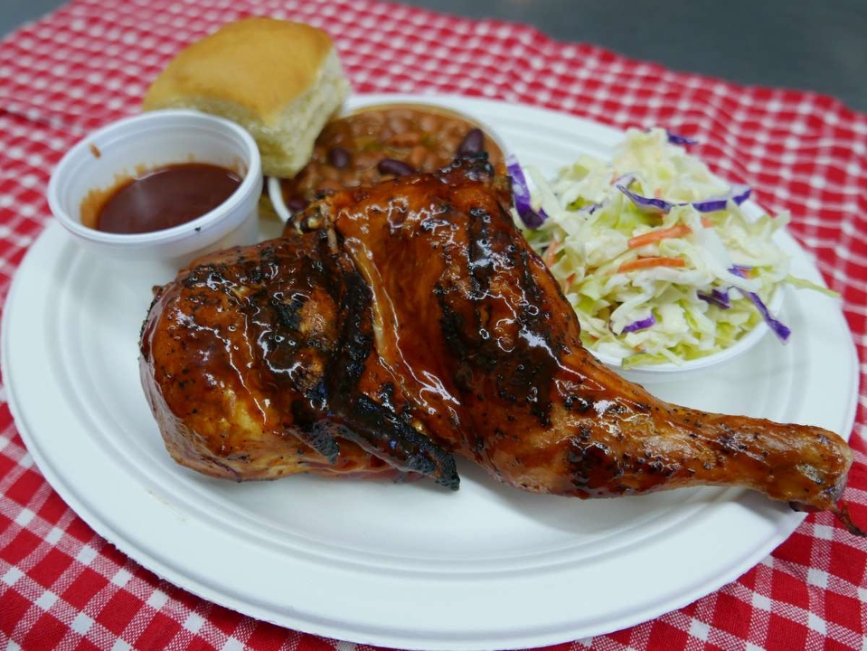 Order Chicken Lunch food online from Bigb Barbecue store, Fullerton on bringmethat.com