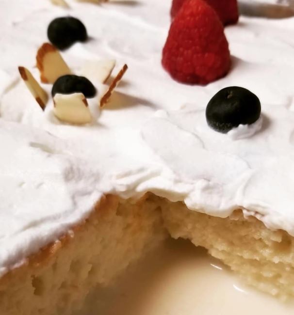Order Tres Leches food online from Mékato South American Eats store, Austin on bringmethat.com
