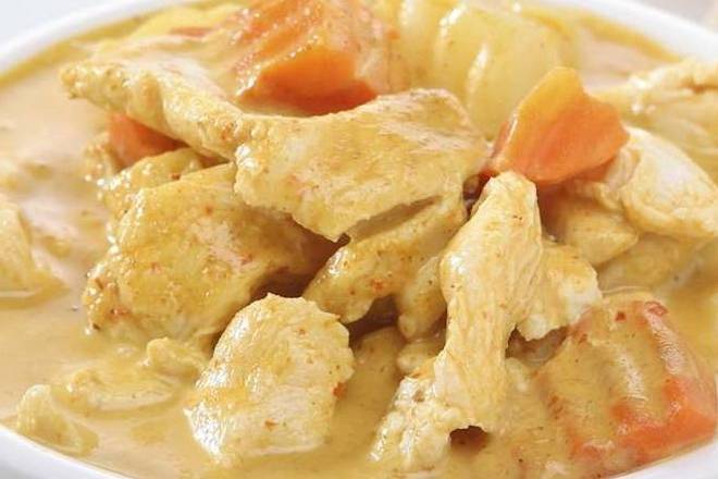 Order Yellow Curry food online from Thai Pasta store, Carlsbad on bringmethat.com