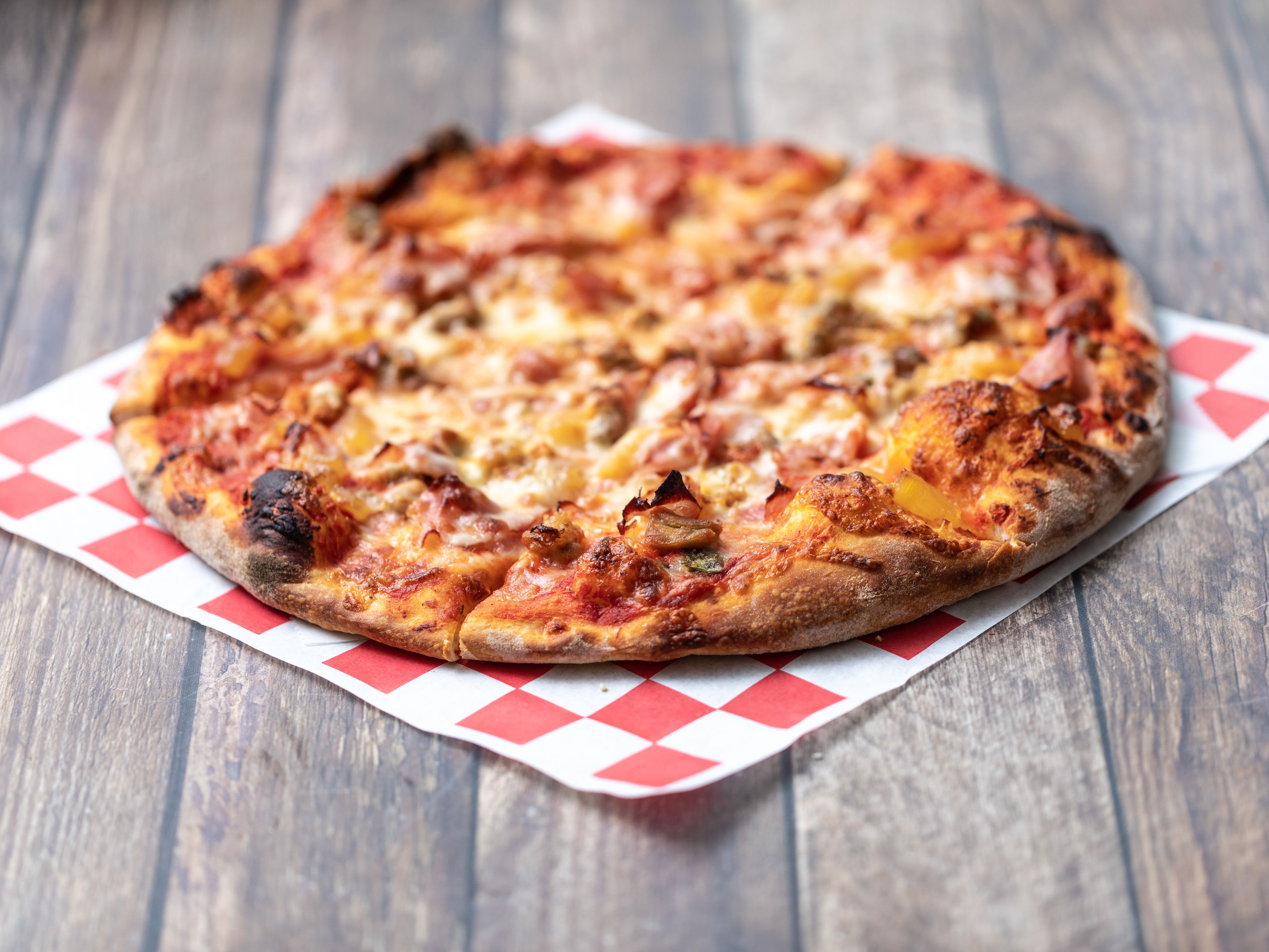 Order Hawaiian Pizza food online from Beacon Street Pizza store, Somerville on bringmethat.com