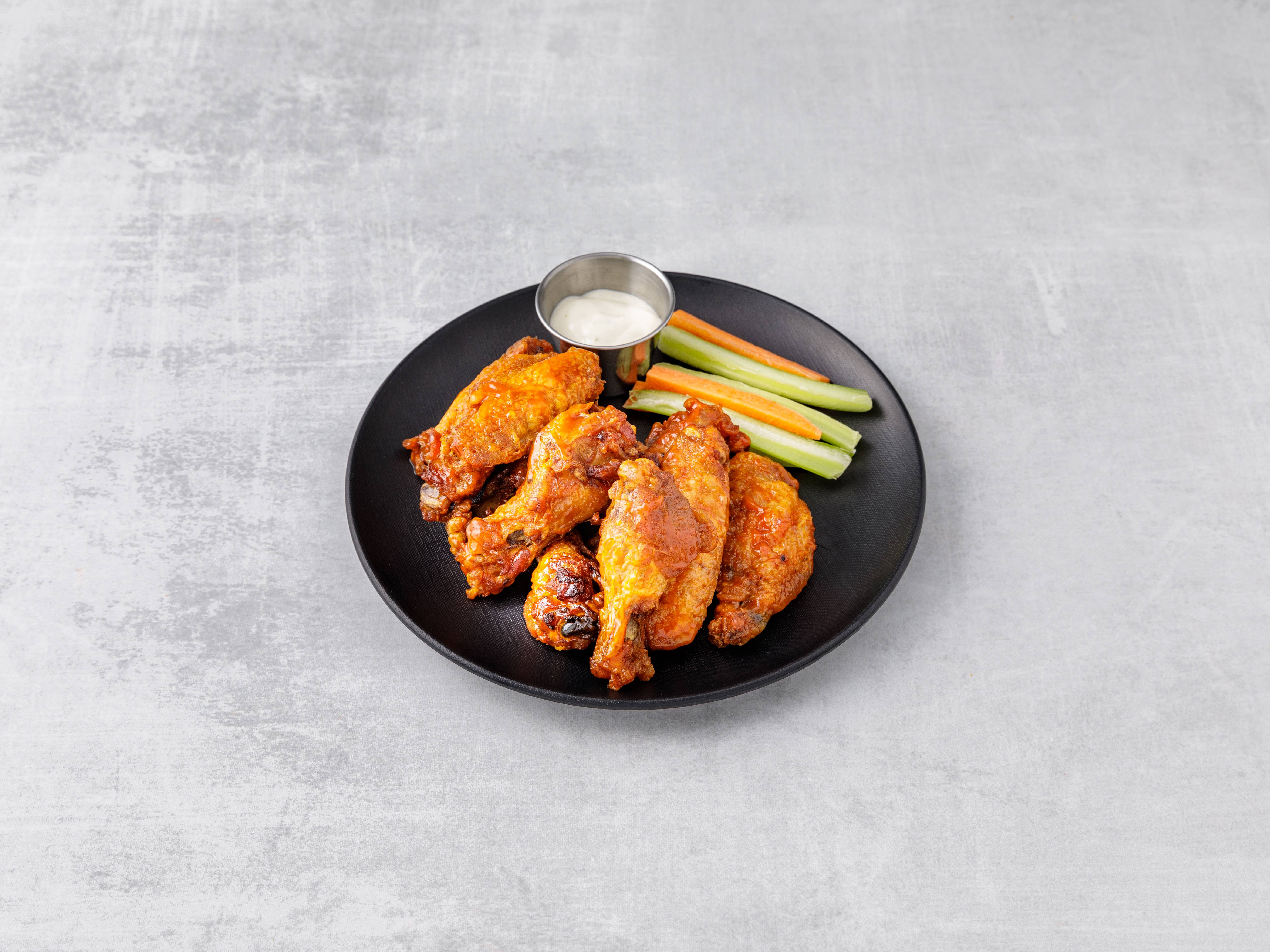 Order Buffalo Wings food online from Luna Pizza store, West New York on bringmethat.com