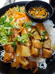 Order V5. Fried Egg Roll Vermicelli food online from Boling Pho store, Escondido on bringmethat.com