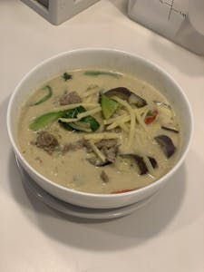 Order Green Curry food online from Chillin Thai Cuisine store, El Monte on bringmethat.com