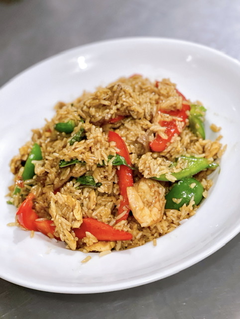 Order Spicy Fried Rice food online from Baramee thai store, San Pedro on bringmethat.com