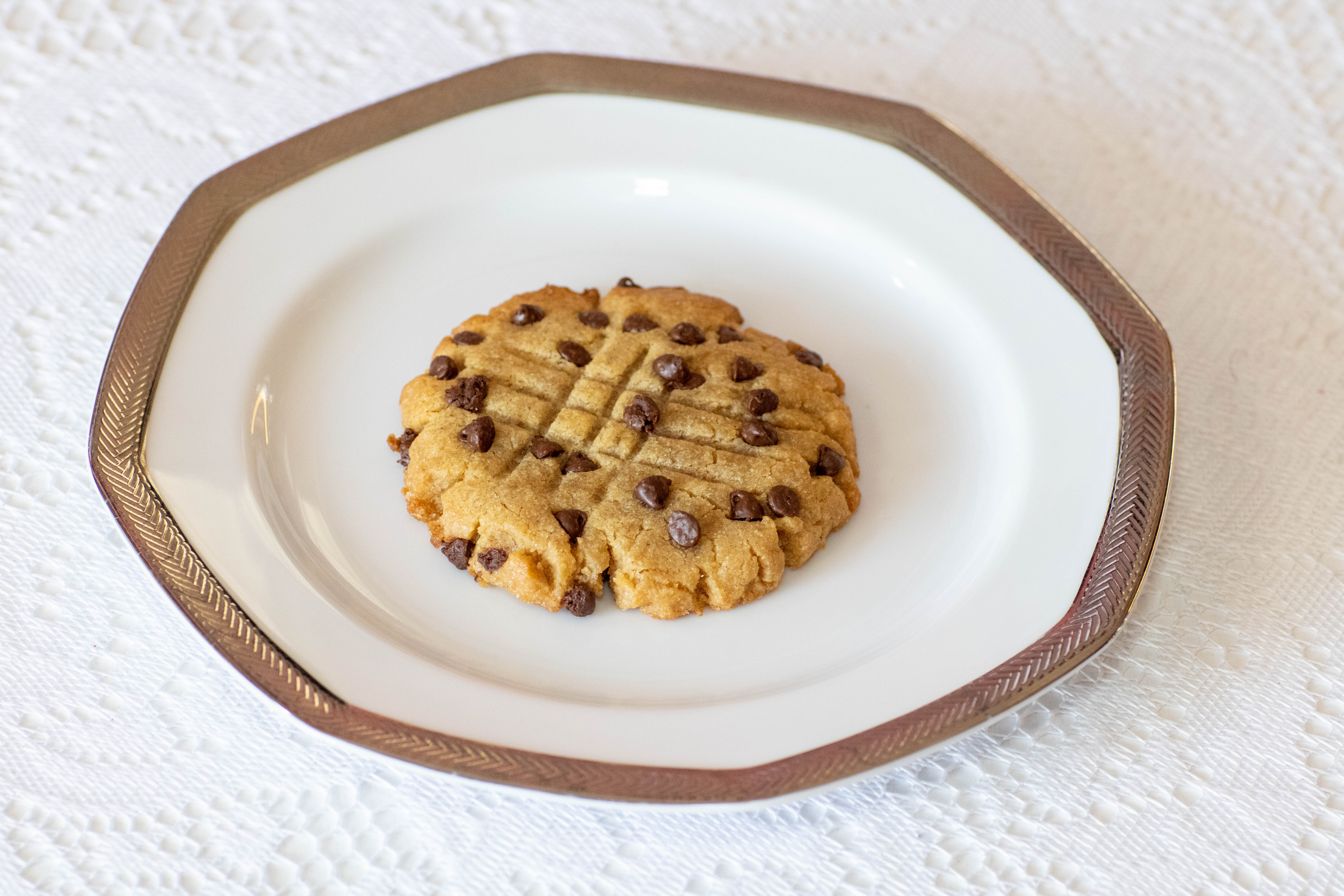 Order Chocolate chip peanut butter Cookie food online from Cynthia Kitchen store, Humble on bringmethat.com