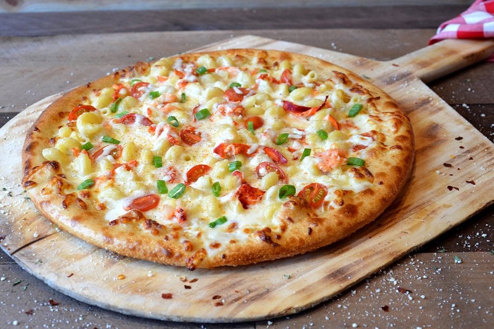 Order Lobster Mac Pizza food online from Local Pizza & Wings store, Albuquerque on bringmethat.com