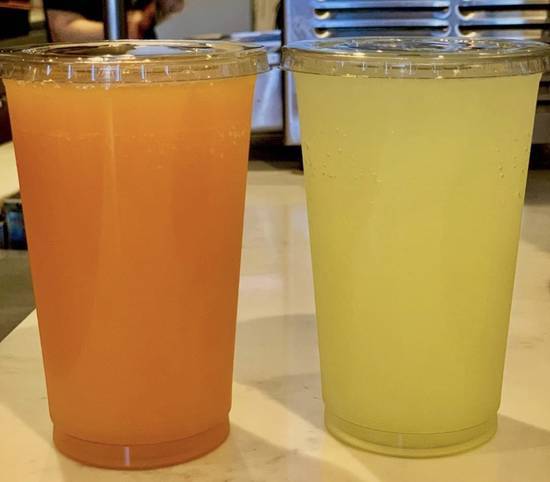 Order Housemade Lemonade (20 oz) food online from Who's Got Soul Southern Cafe store, Decatur on bringmethat.com