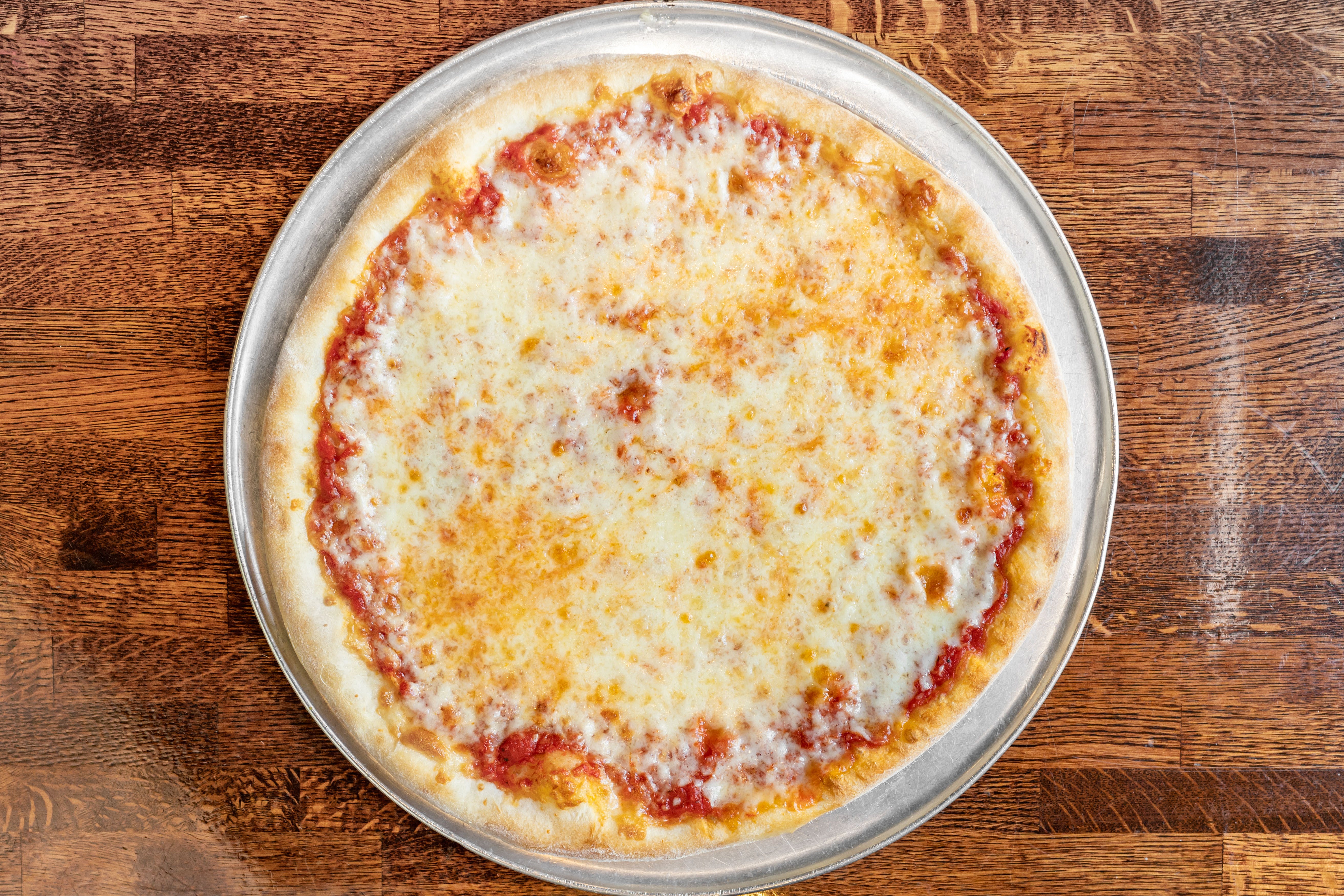 Order Cheese Pizza - 10" (4 Slices) food online from Dolce Vita Italian Restaurant store, Midlothian on bringmethat.com