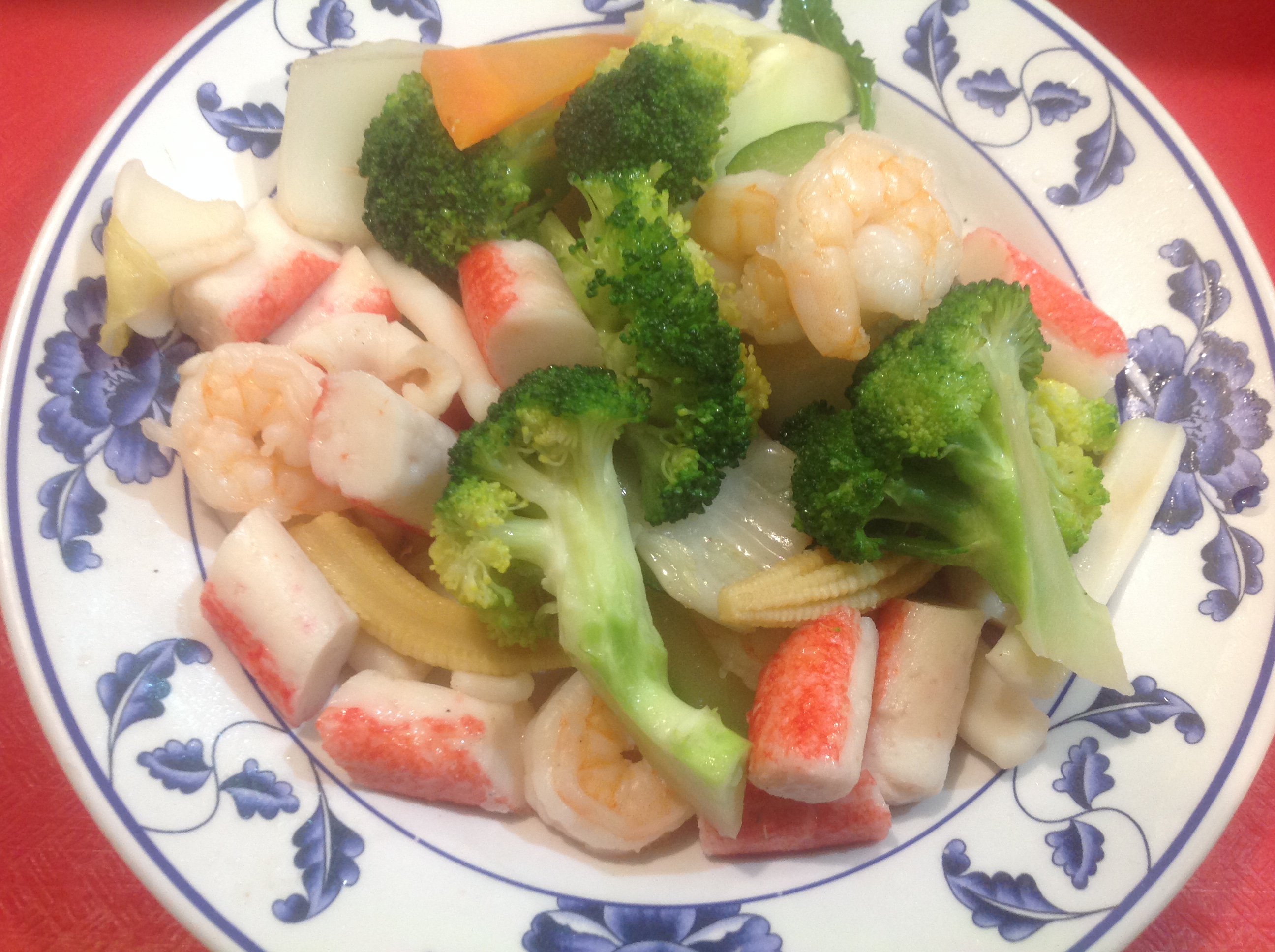 Order D8. Seafood Platter with Vegetables food online from Woodside Kitchen store, Elmhurst on bringmethat.com