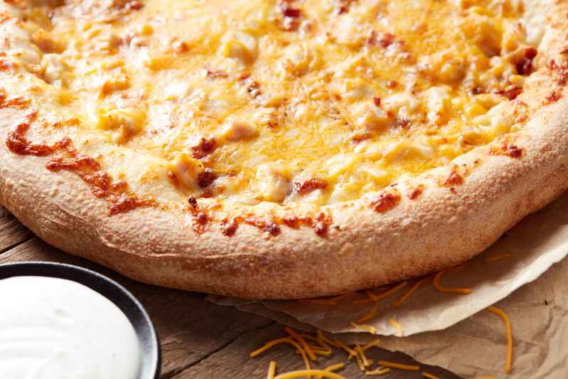 Order Chicken Bacon Ranch Specialty Pizza food online from Romeo Pizza store, Stow on bringmethat.com