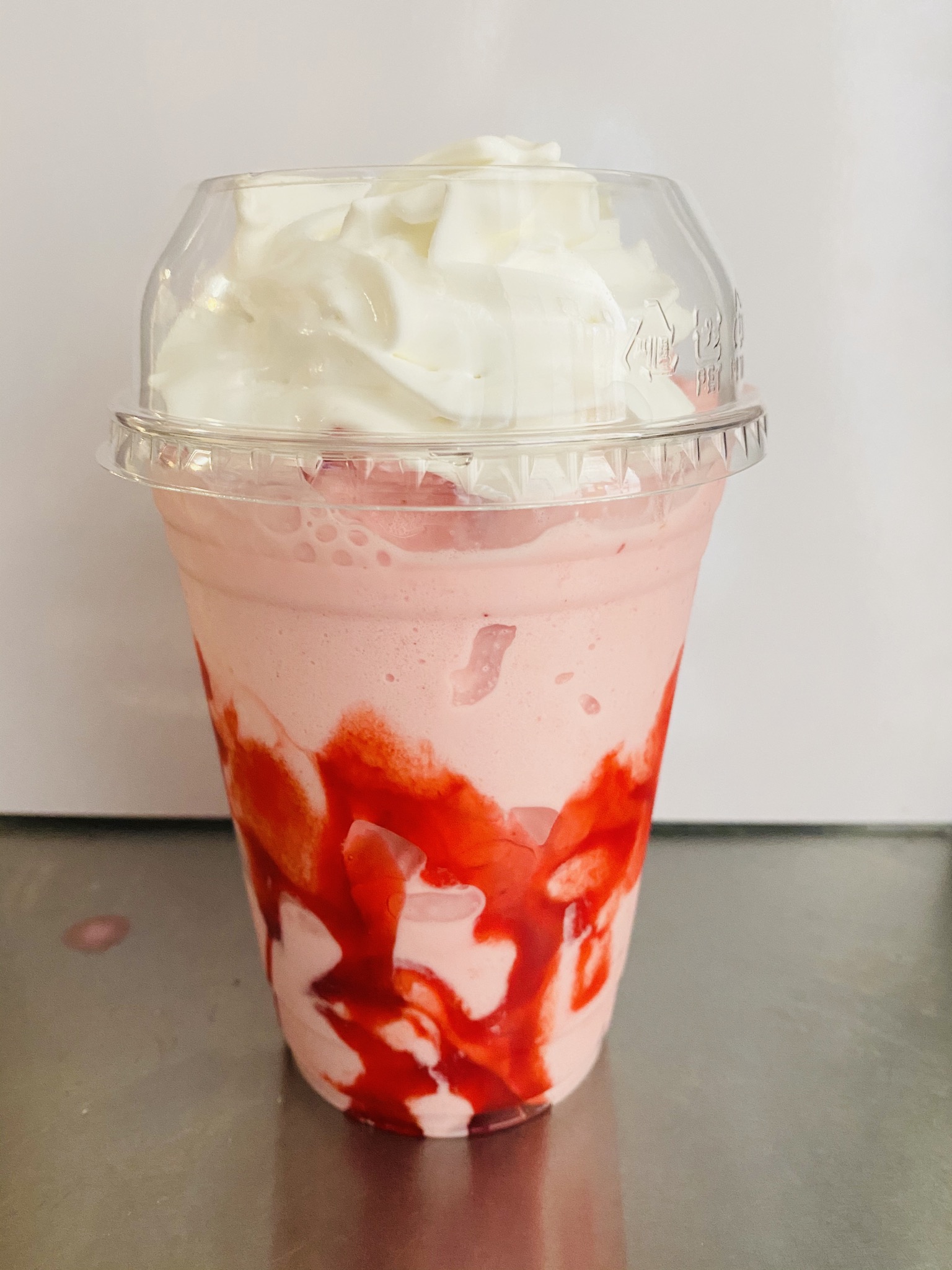 Order C10. Strawberry Cream Smoothie food online from Ck Donuts store, Long Beach on bringmethat.com
