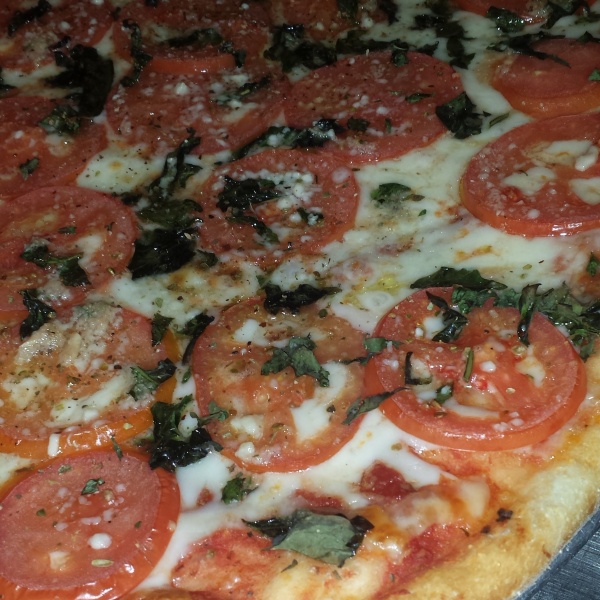 Order Margherita Pizza food online from Fairfield Pizza store, Stratford on bringmethat.com