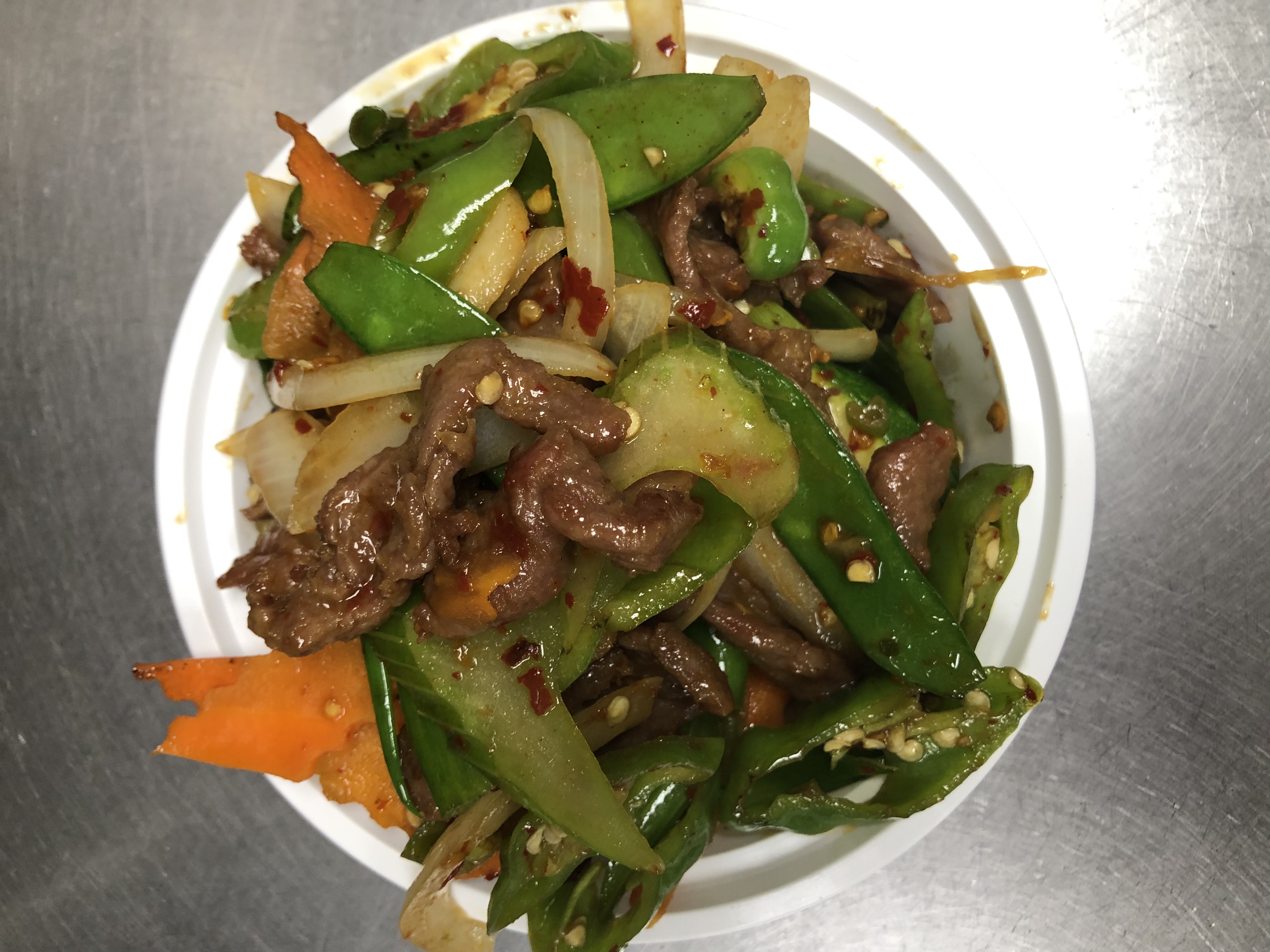 Order 62a. Beef with Hot Pepper food online from Fortune East store, Garden City Park on bringmethat.com