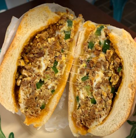 Order Chorizo, Egg, and yellow cheese on a Roll food online from Gallo Deli store, Dobbs Ferry on bringmethat.com