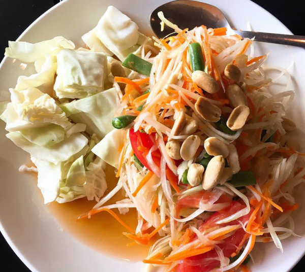 Order 26. Papaya Salad1 food online from Am Thai Fusion Cuisine store, Anaheim on bringmethat.com