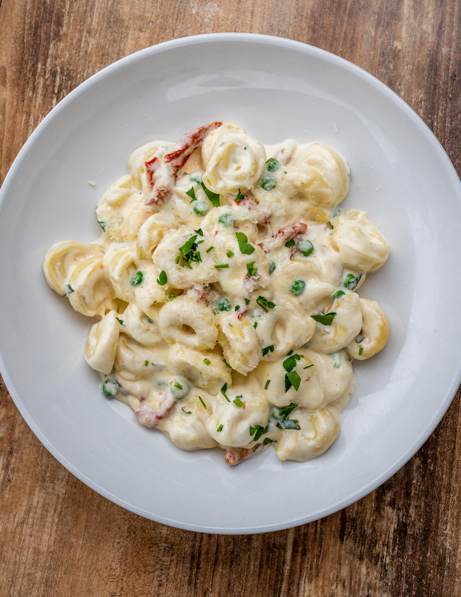 Order Tortellini Alfredo food online from Limoncello store, West Chester on bringmethat.com