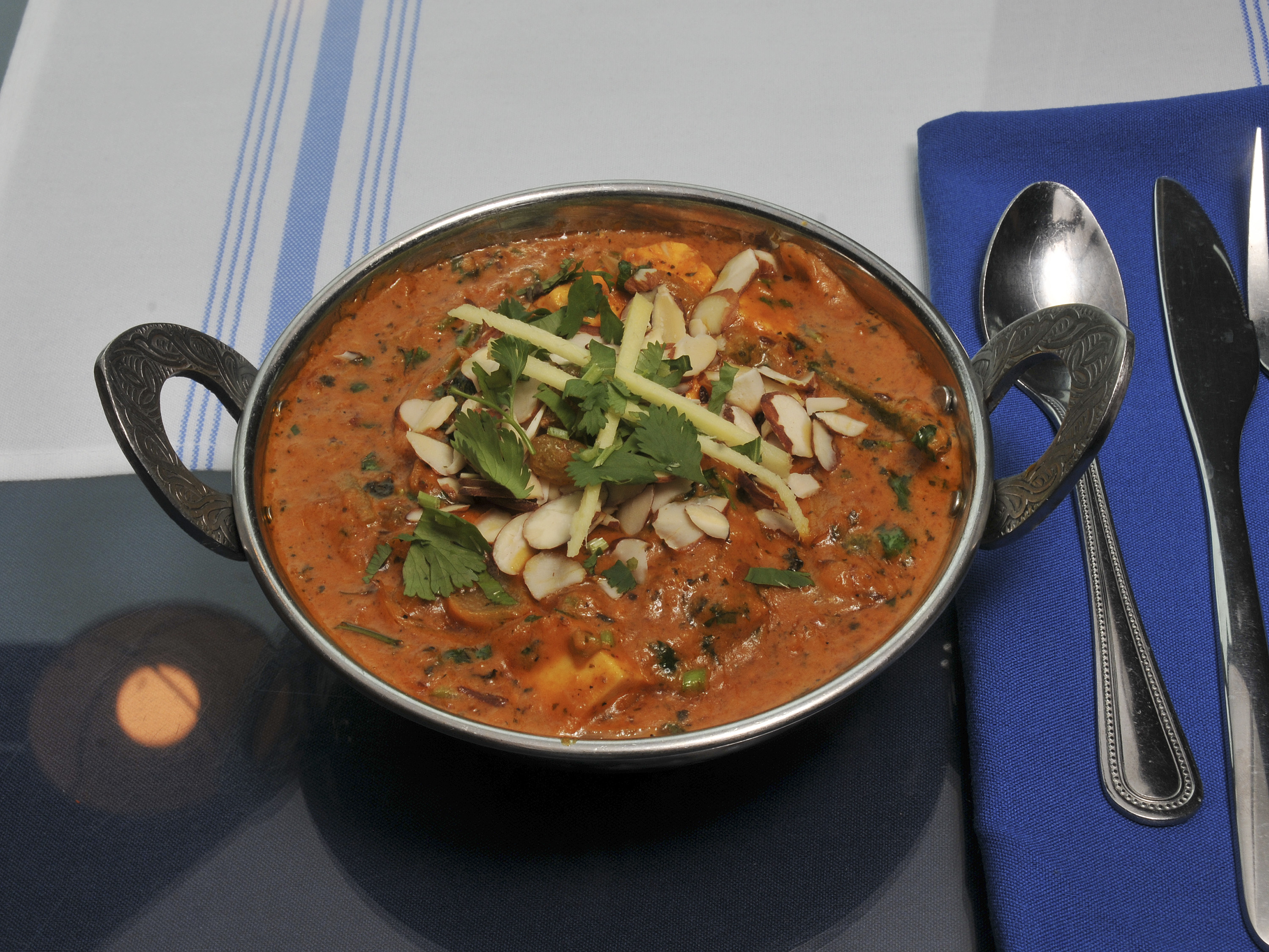 Order Paneer Shahi Korma food online from NaanStop Indian Cuisine store, Durham on bringmethat.com